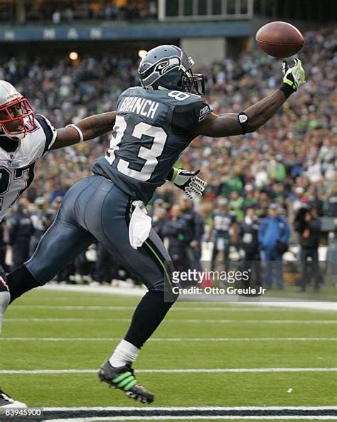 758 Player Deion Branch Stock Photos, High-Res Pictures, and Images - Getty Images