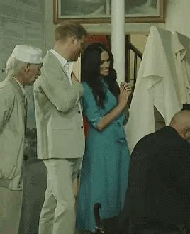 Pin by Lana F on Dukes of Sussex | Meghan markle prince harry, Meghan ...