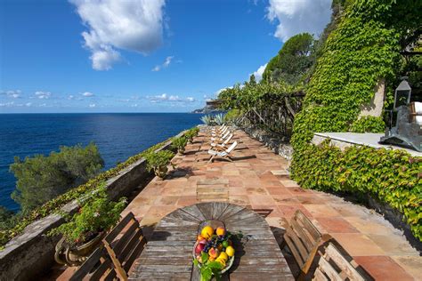 Amalfi Coast Stunning Villa | Maiori Luxury Rentals - SopranoVillas