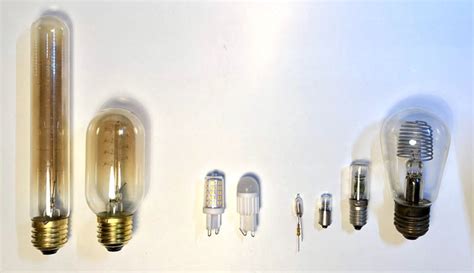 Which light bulbs do I use? - Virtual gallery - Upcycling light objects and abstract sculptures ...