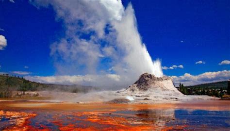 Yellowstone Eruption Fears Spike As Largest Geyser Erupts For The 8th ...