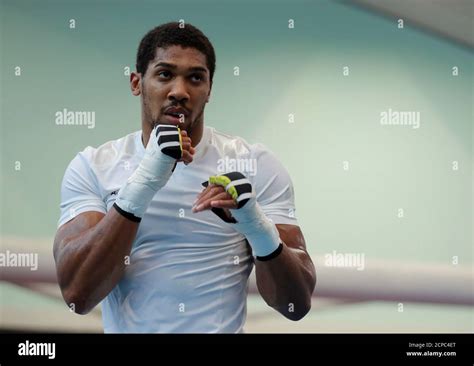 Anthony joshua training hi-res stock photography and images - Alamy