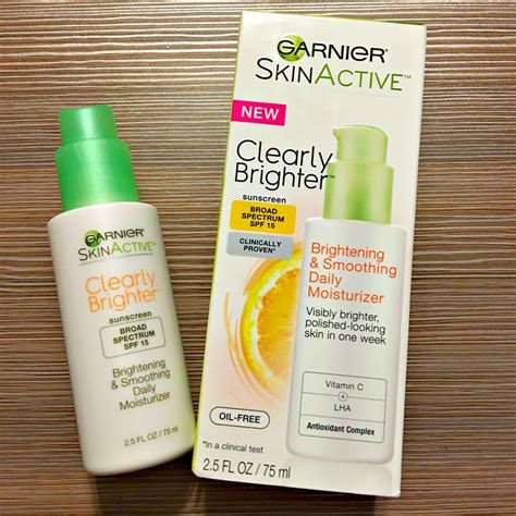 Garnier SkinActive Clearly Brighter Brightening and Smoothing Daily ...