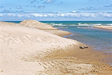 Indiana Dunes National Lakeshore | Drive The Nation