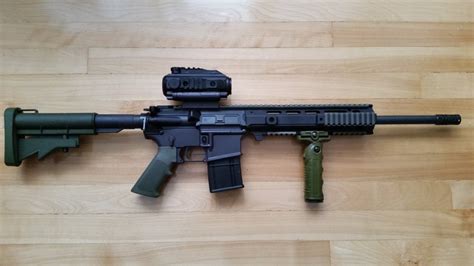 New Elcan OS 3.0x on my Colt Canada C8 IUR with Cadex folding grip. : canadaguns