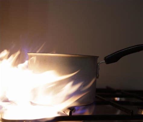 5 Great Grease Fire Prevention Tips From Grease Fire Cleaning Pros