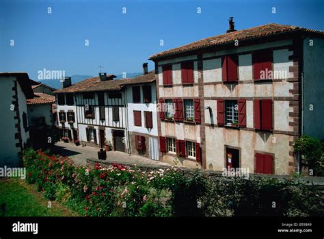 St Jean Pied de Port Pays Basque Aquitaine France Europe Stock Photo ...