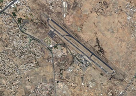 Saudi Drone Attack on Abha Airport Hurts Four, Al Arabiya Reports - Bloomberg