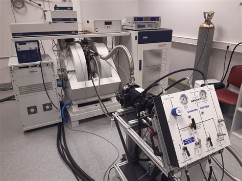 EPR spectroscopy | Laboratory of Microwave Spectroscopy