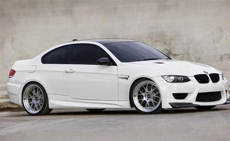 BMW M3 Coupe (E92) Photos and Specs. Photo: BMW M3 Coupe (E92) models ...