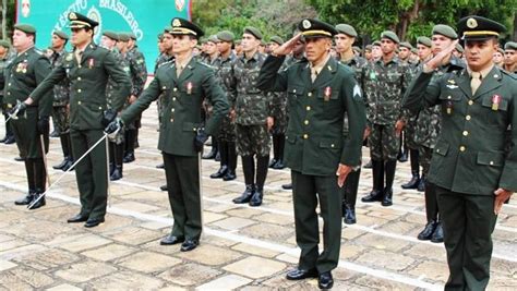 Quanto ganha um Sargento do Exército? - 1º, 2º e 3º Sargento