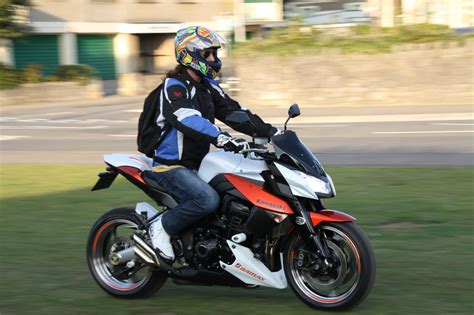 Me & my Z1000 Taken at a bike meet with proceedes from the photo's going to a local veterans ...