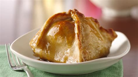 Apple Dumplings Recipe - BettyCrocker.com