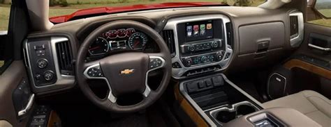 Explore the 2017 Chevrolet Silverado 1500’s Interior