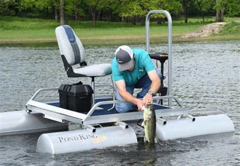 5 Best Mini Pontoon Boats for Fishing Rated & Reviewed