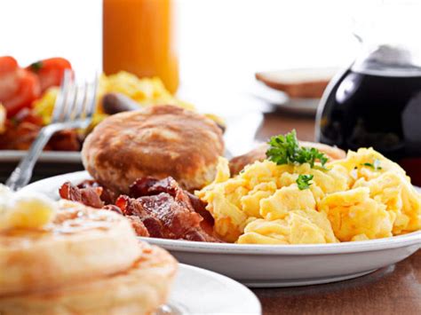 The 10 Best Cheap Breakfasts in Miami - Eater Miami