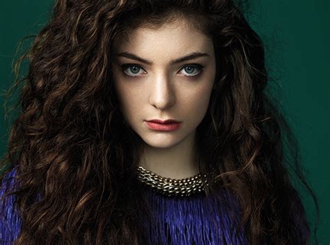 Lorde – Royals Lyrics | Genius Lyrics