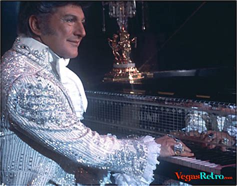 Liberace 3 - Las Vegas musician photos