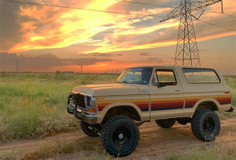 1978-Ford-Bronco-1 - Autometer