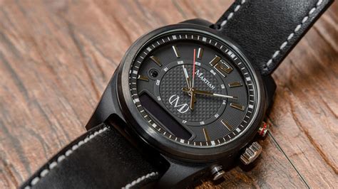 This Smartwatch Combines the Aesthetic of Analog Watches With the ...