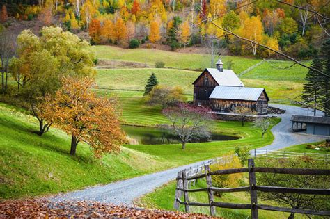 Top 15 Vermont Vacation Spots: Open Fields And Historic Landmarks