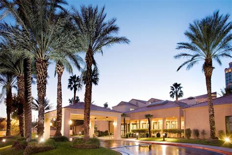 Courtyard by Marriott Las Vegas Convention Center in Las Vegas, NV | Expedia