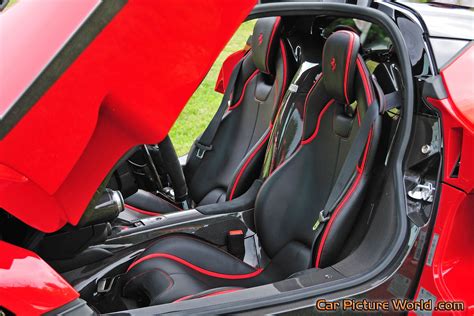 LaFerrari Seats Picture