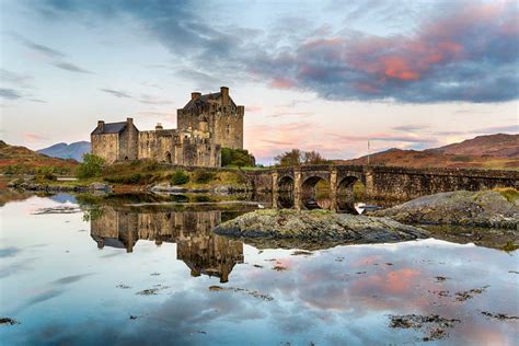 The Best Castles in the Scottish Highlands - Bobo and ChiChi