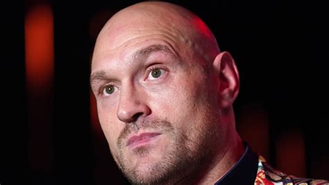 Tyson Fury v Oleksandr Usyk: British boxer 'devastated' after 'freak ...