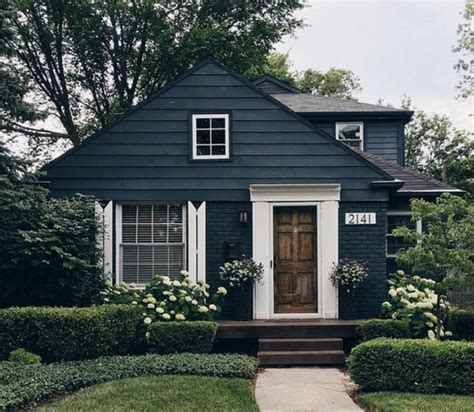 Exterior Paint Color Trends for 2020 - Amykranecolor.com