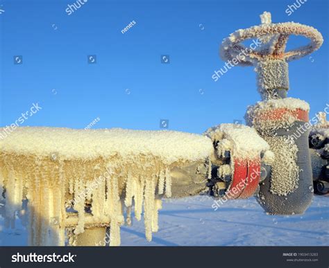 Frozen Valve Stock Photos - 782 Images | Shutterstock