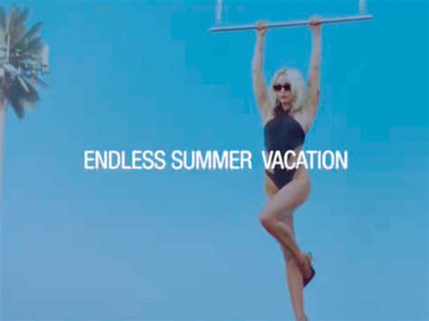 Miley Cyrus releases long-awaited album: Endless Summer Vacation - HIGHXTAR.