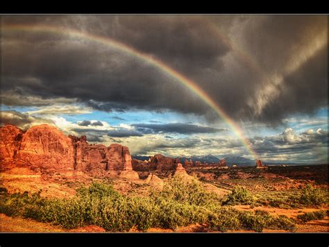 Rainbows at Arches | The early evening sun and this little r… | Flickr