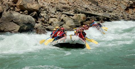 Ganga River Rafting from Kaudiyala (Kodiyala) in Uttarakhand with Red Chilli Adventure