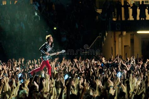 Muse Live! editorial stock photo. Image of bass, muse - 32391568