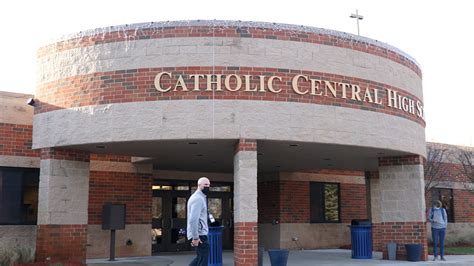 Catholic Central revises plans for new driveway for the school