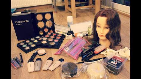 Contents Of A Professional Makeup Kit - Mugeek Vidalondon