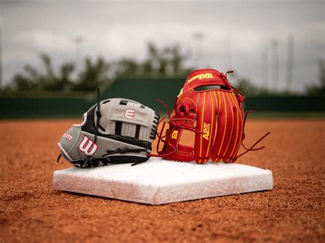 Shop Baseball Gloves & Mitts | Wilson Sporting Goods