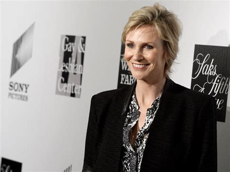 Jane Lynch: Sue Sylvester is still on "Glee" - CBS News