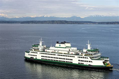 Fast Ferry Service From Bremerton to Seattle Begins Monday