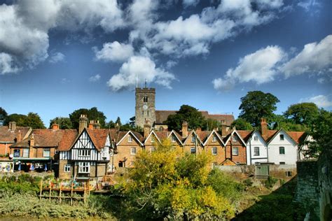 "Aylesford Village" by Steve Rance at PicturesofEngland.com