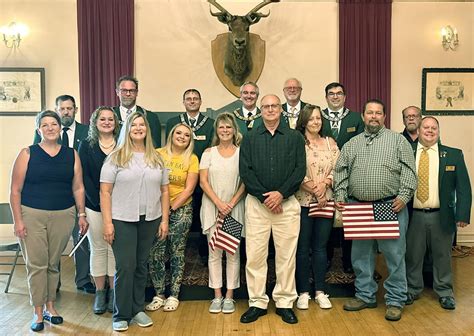 Elks Lodge No. 632 welcomes new members - Pioneer Tribune