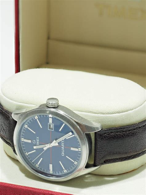 TIMEX WATER RESISTANT GENUINE LEATHER QUARTZ WATCH - Able Auctions