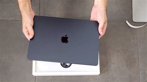 Unpacking The New MacBook Air 15 inch 2023 in Midnight Blue - YouTube