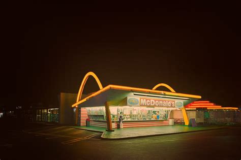 A Newfound Appreciation for Googie Architecture – SURFACE