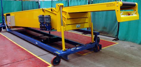 Telescopic Conveyor | Dyno Conveyors - Roller, Belt, Chain and Modular ...