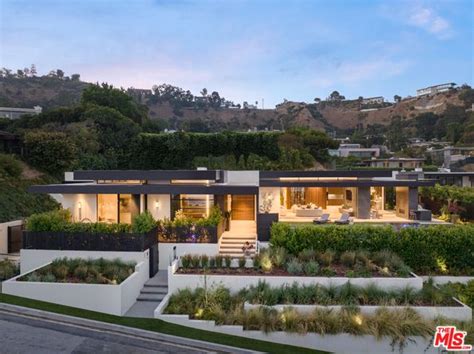 Hollywood Hills Los Angeles Luxury Homes For Sale - 297 Homes | Zillow