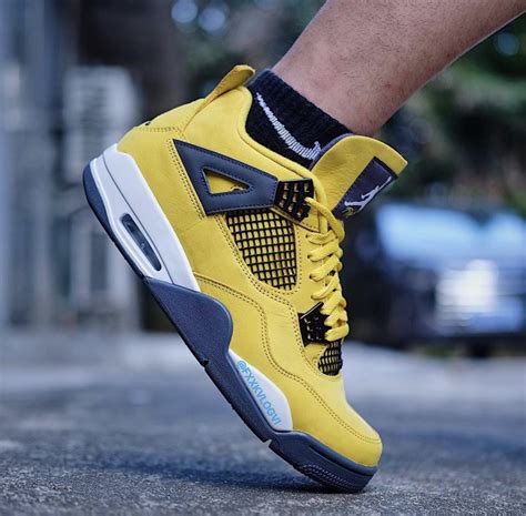 Air Jordan 4 Lightning CT8527-700 2021 Release Date - SBD