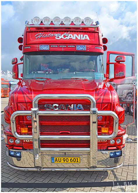 SCANIA: History of Scania T 164L V8 580