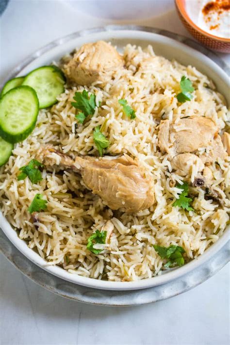 One-Pot Chicken Pulao Recipe (Easy) - I Knead to Eat